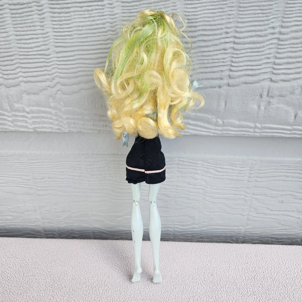 Monster High Lagoona Blue Skultimate Roller Maze Doll Outfit 2008 MISSING HAND